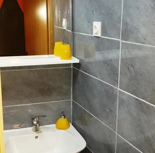 Gasthuis Dante Tisno